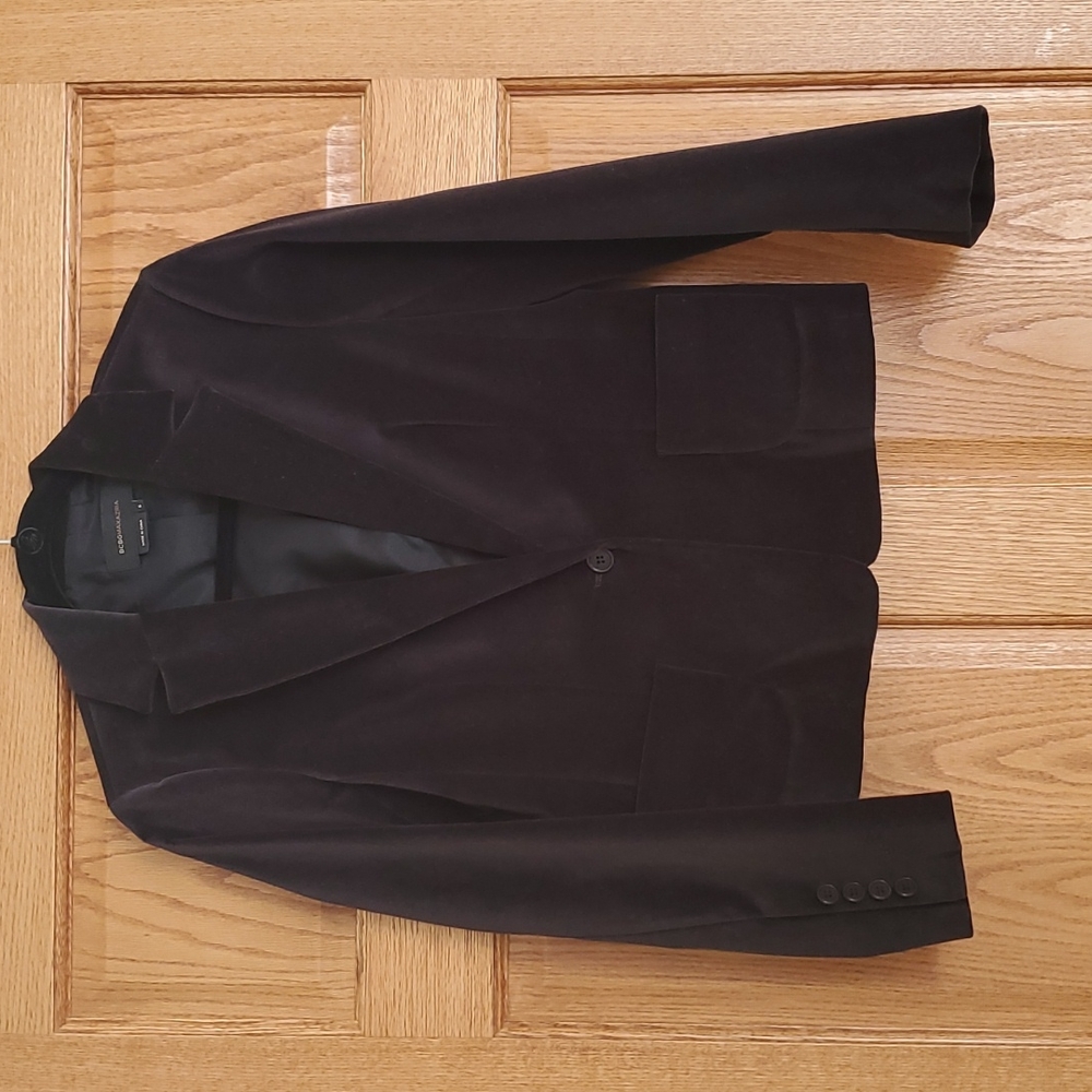 BCBGMaxazria velvet jacket. Size small. Great piece for the holidays!